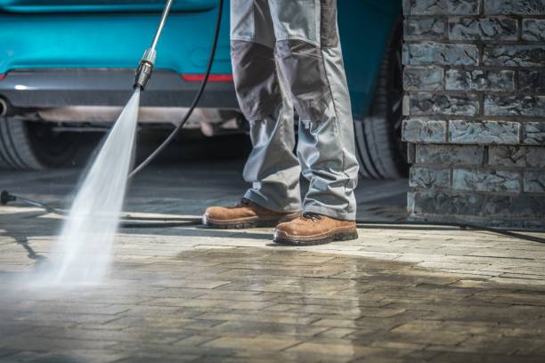 Best Graffiti Removal  in Castroville, TX